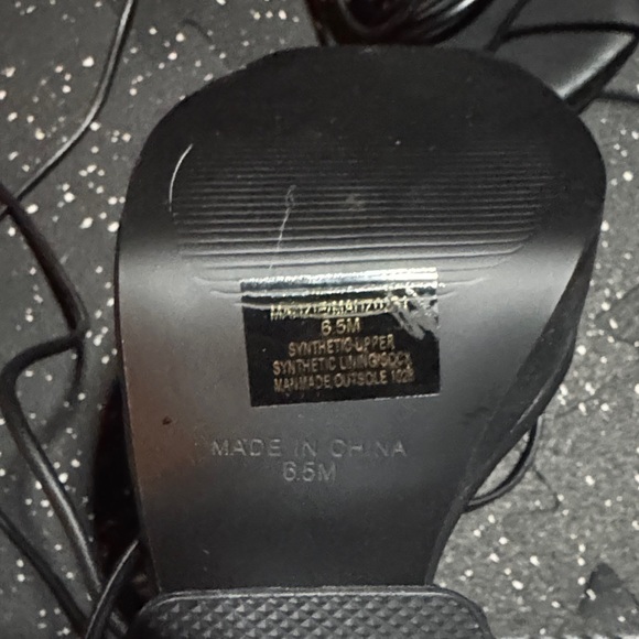 Steve Madden Black Lace-Up Heels - Picture 4 of 4